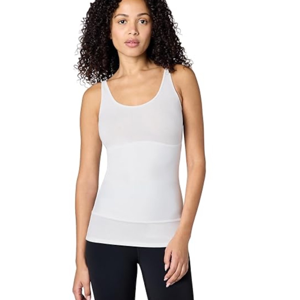 Yummie Tummie® Boyfriend 
Shaping Tank,